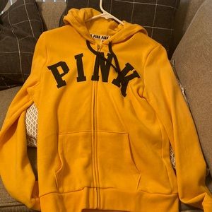 PINK Sweatshirt
